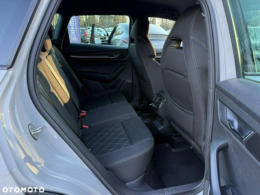 Skoda Karoq 1.5 TSI ACT GPF 4x2 Sportline - 23