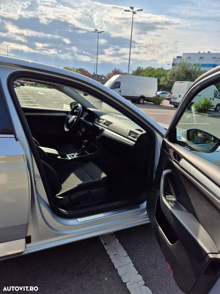 Skoda Superb 1.5 TSI DSG Ambition - 11