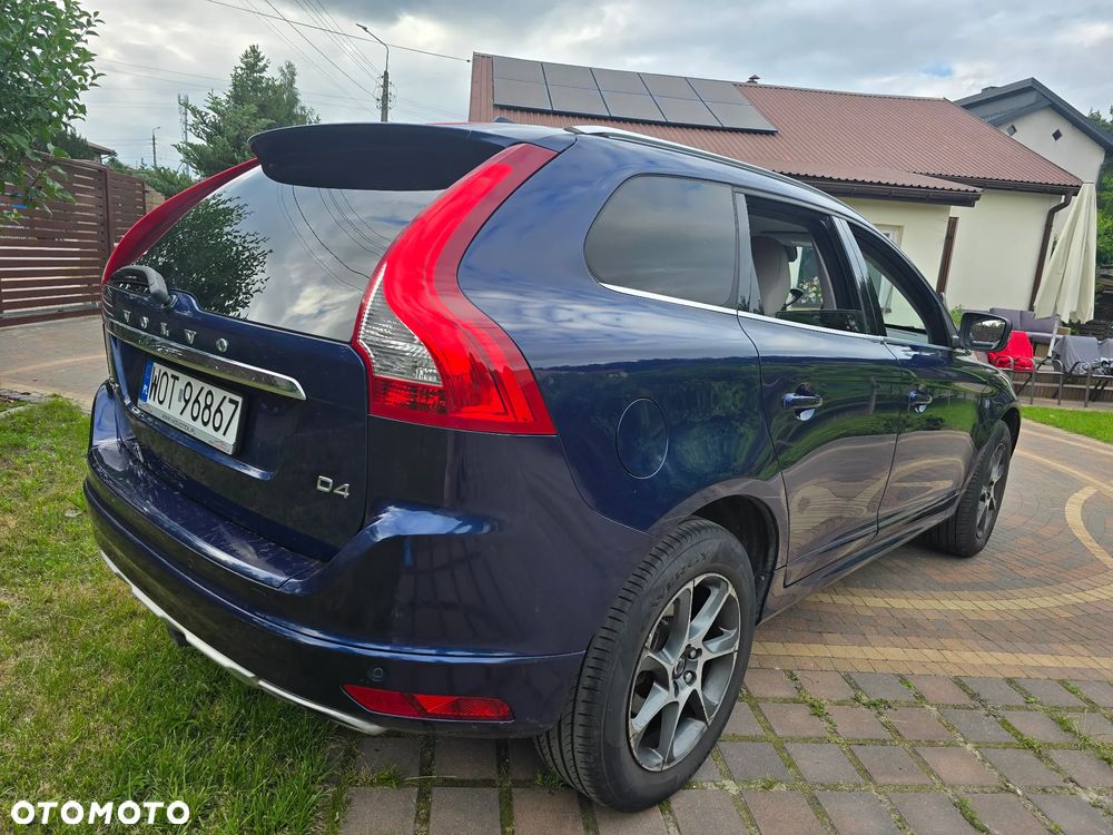 Volvo XC 60 D4 Drive-E Ocean Race - 3