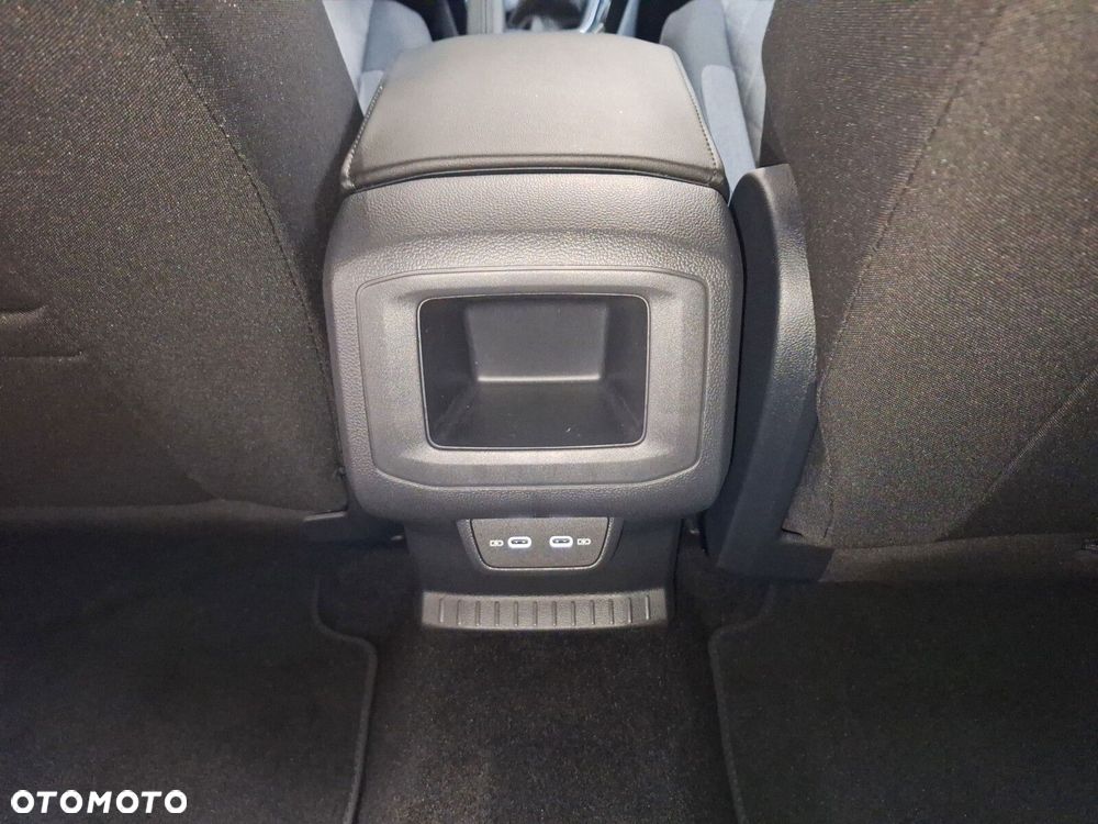 Volkswagen T-Cross - 20