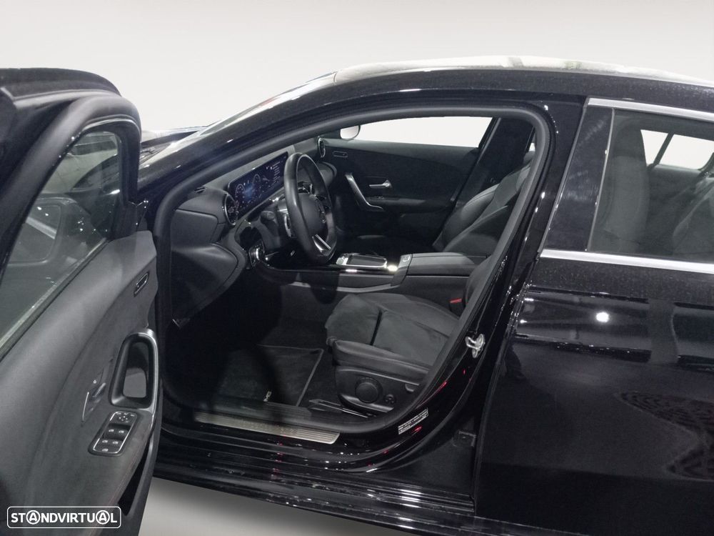 Mercedes-Benz A 200 - 9