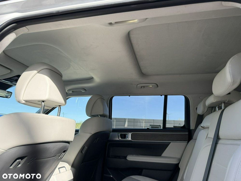 Hyundai Santa Fe - 35