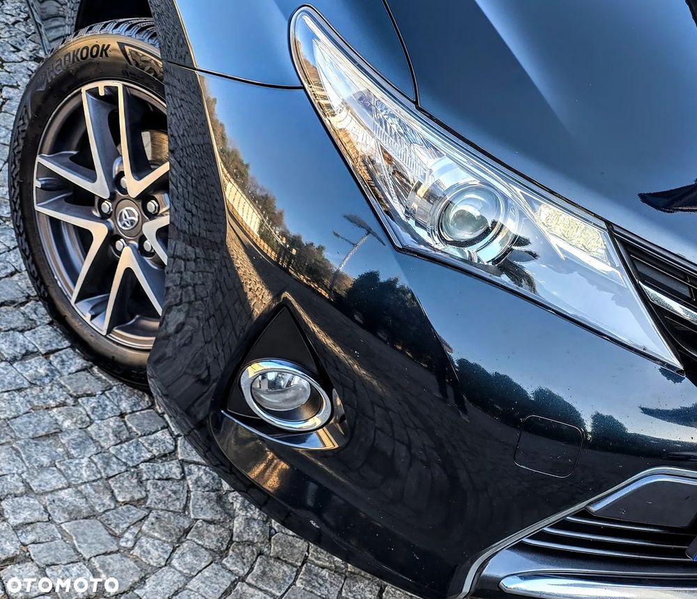 Toyota Auris 1.8 HSD Prestige - 34