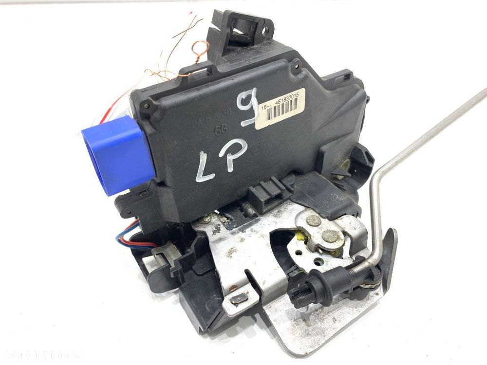 ZAMEK DRZWI LEWY PRZÓD - 118.00 PLN - AUDI A3 (8P1) 2003 - 2013 2.0 TDI 103 kW [140 KM] olej - 2