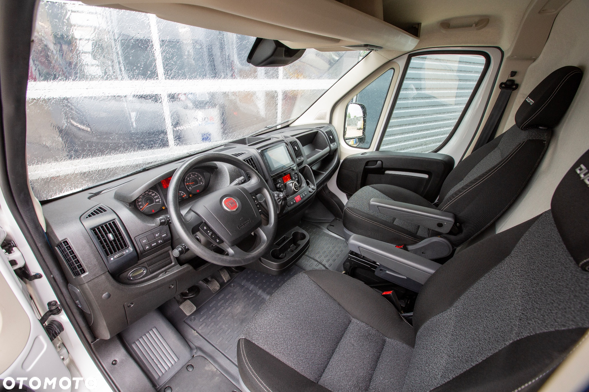 Fiat Ducato 2.3 L2H2 *ŚREDNI* Professional - 8