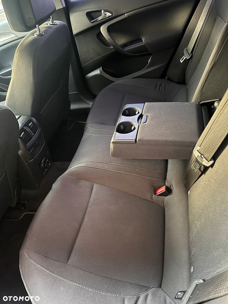 Opel Insignia 1.8 Cosmo - 18