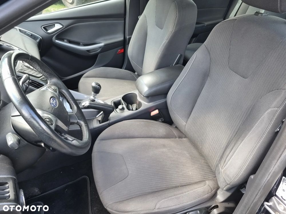 Ford Focus Turnier 2.0 TDCi DPF Titanium - 11