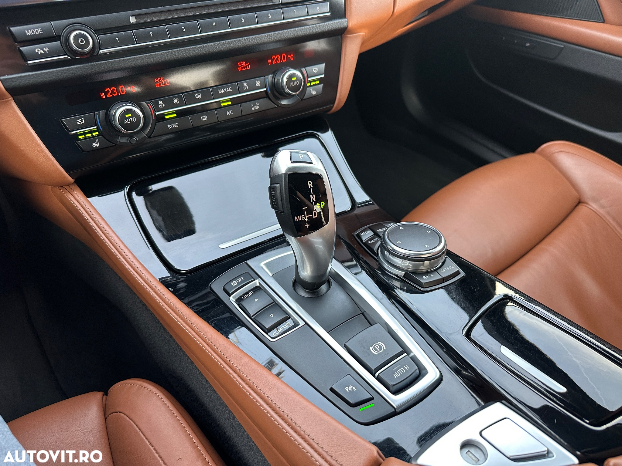 BMW Seria 5 520d AT - 8