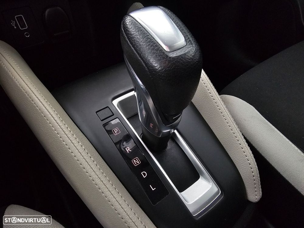 Nissan Micra IG-T 100 Xtronic N-Connecta - 13