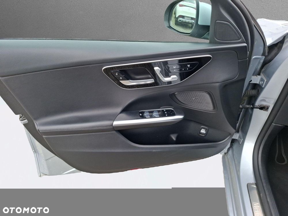Mercedes-Benz Klasa C 220 d mHEV Avantgarde - 11