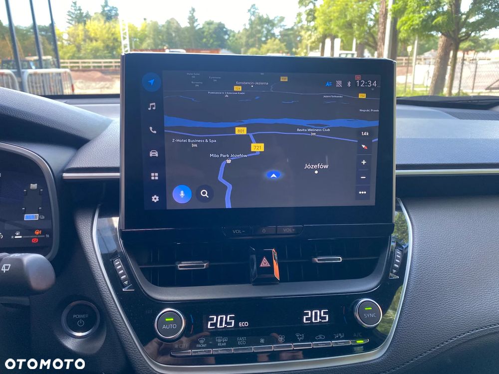 Toyota Corolla Cross 2.0 Hybrid Comfort - 13