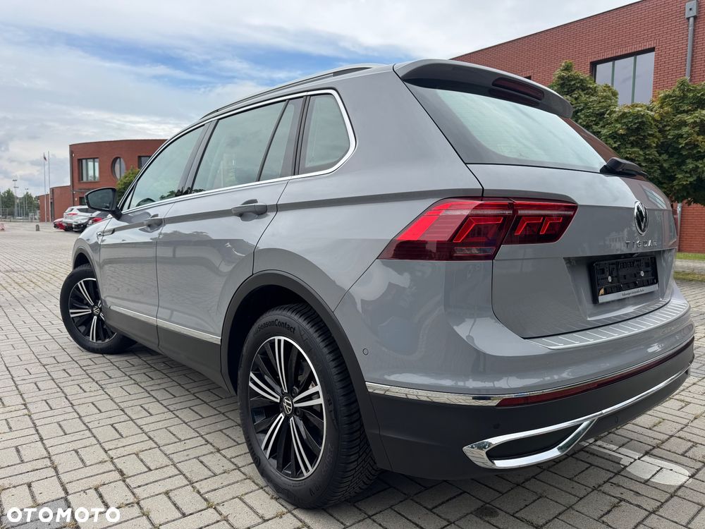 Volkswagen Tiguan - 16
