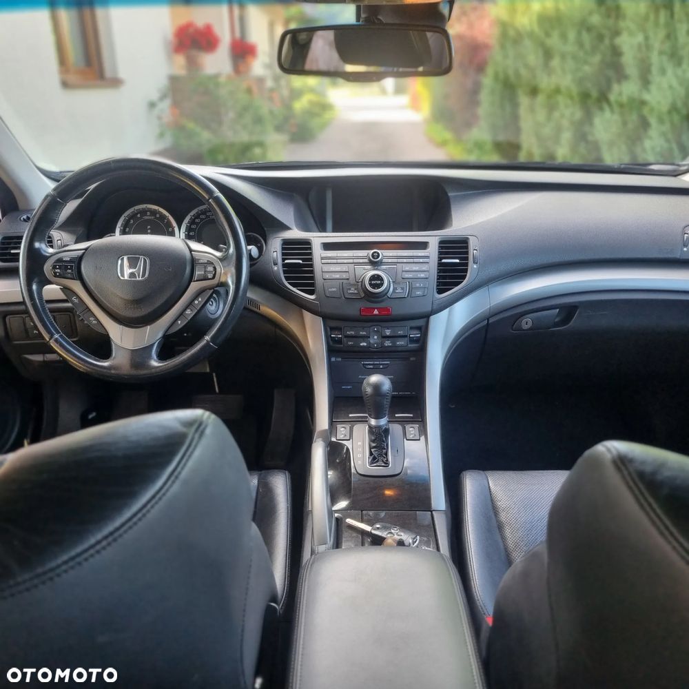 Honda Accord 2.4 Executive Nav+ACC - 4