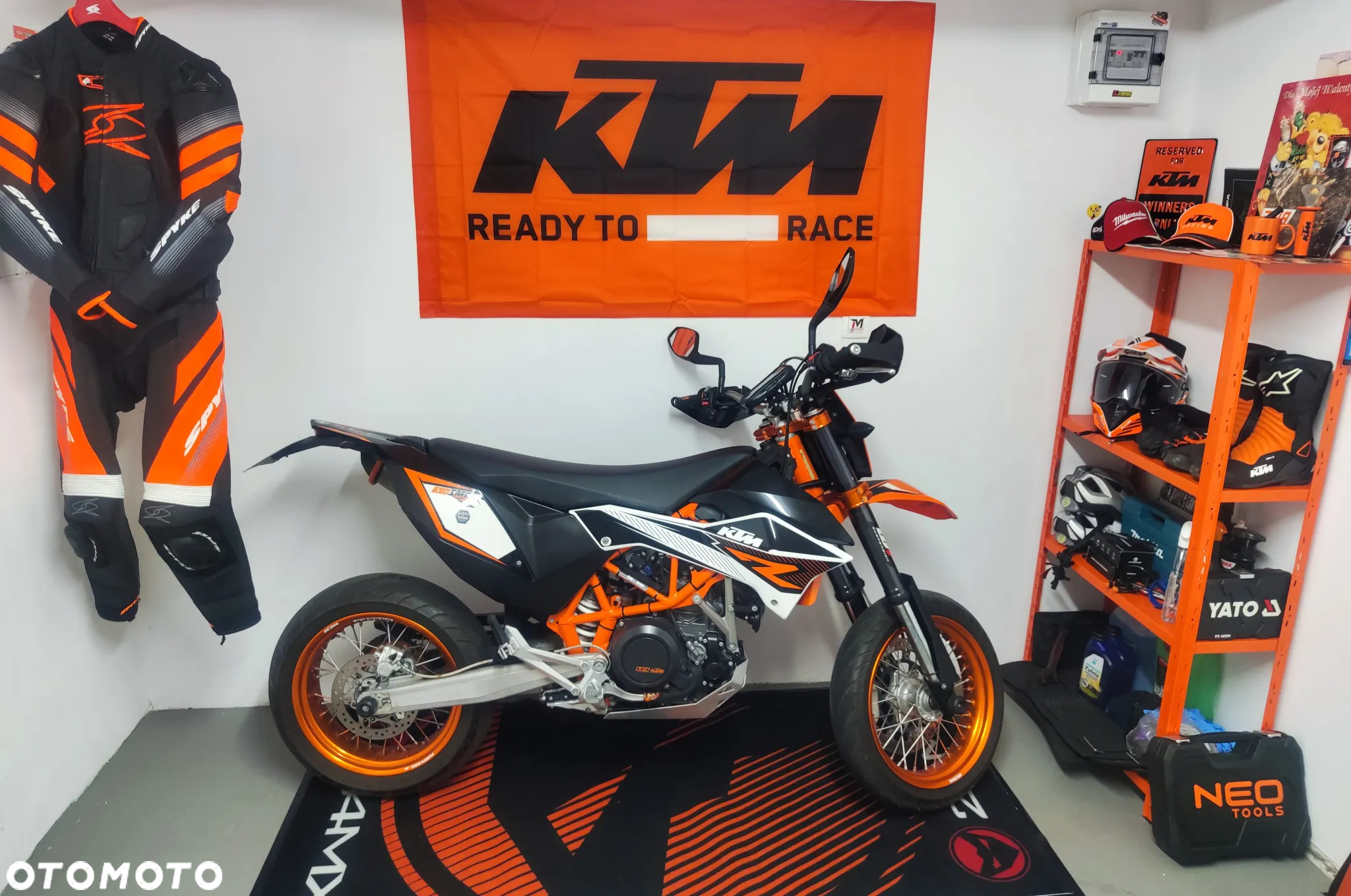 KTM SMC