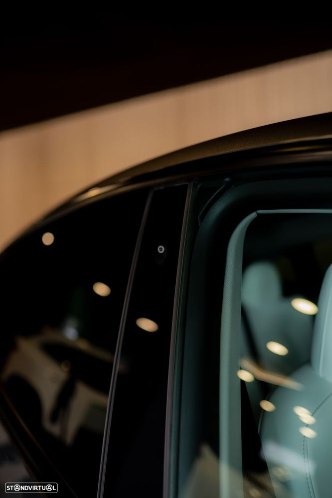 Tesla Model Y Long Range Dual Motor AWD - 10