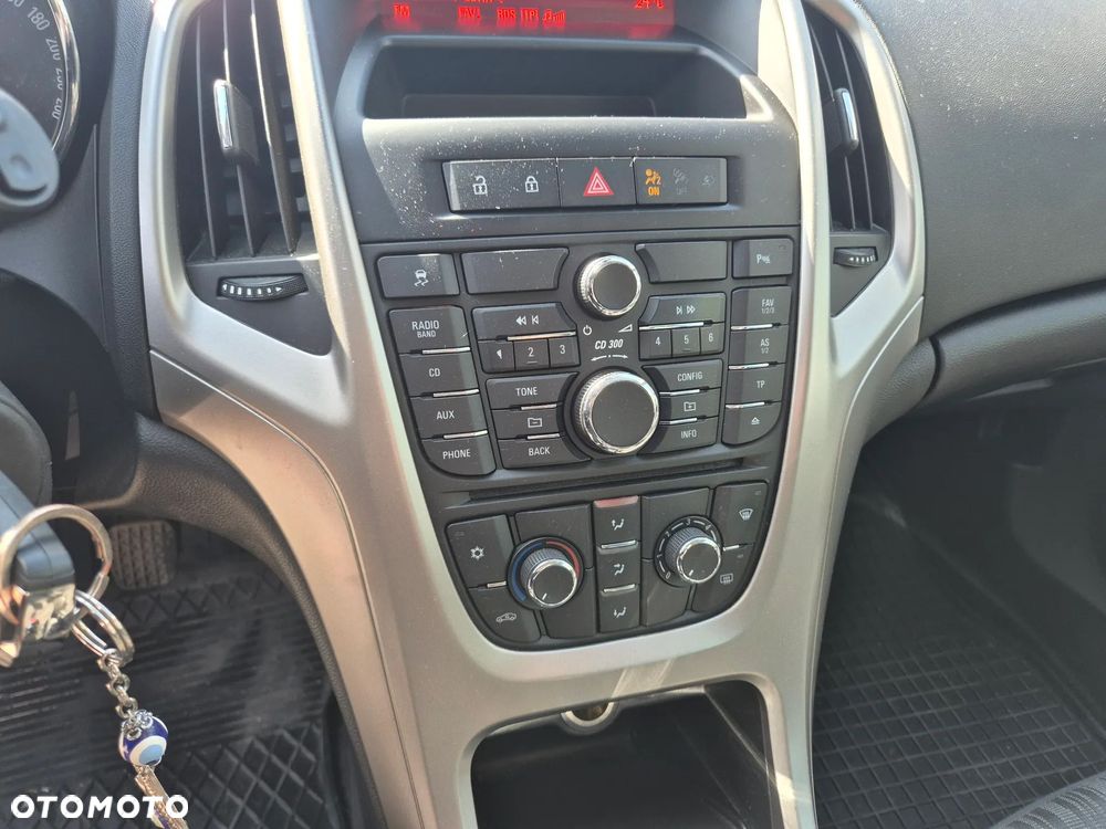 Opel Astra 1.6 - 17