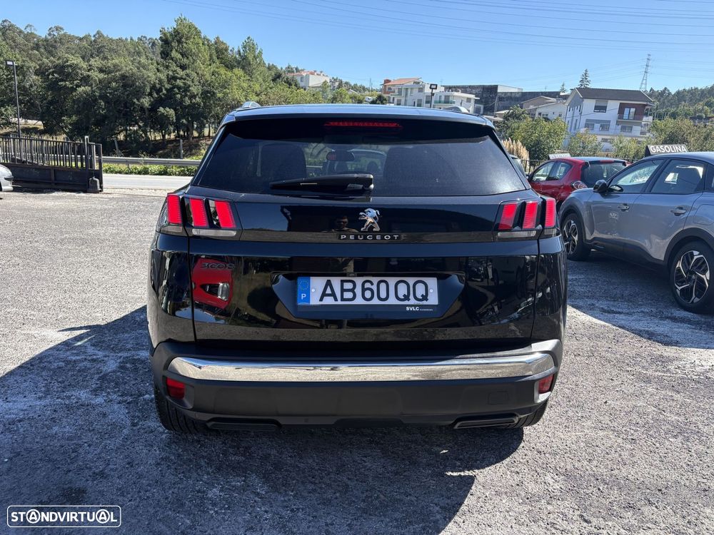 Peugeot 3008 1.2 PureTech Allure EAT8 - 4