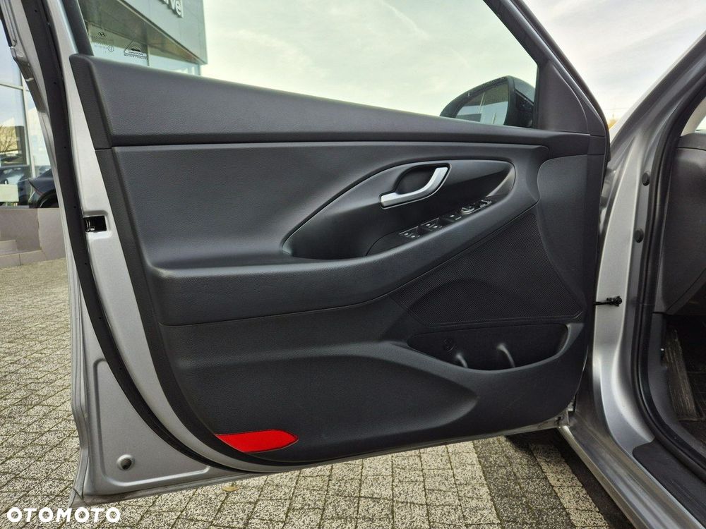 Hyundai i30 1.5 T-GDI 48V Smart DCT - 10