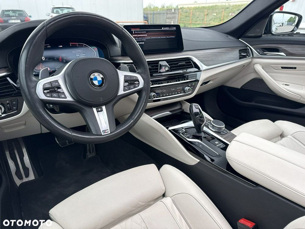 BMW Seria 5 520d xDrive M Sport sport - 14