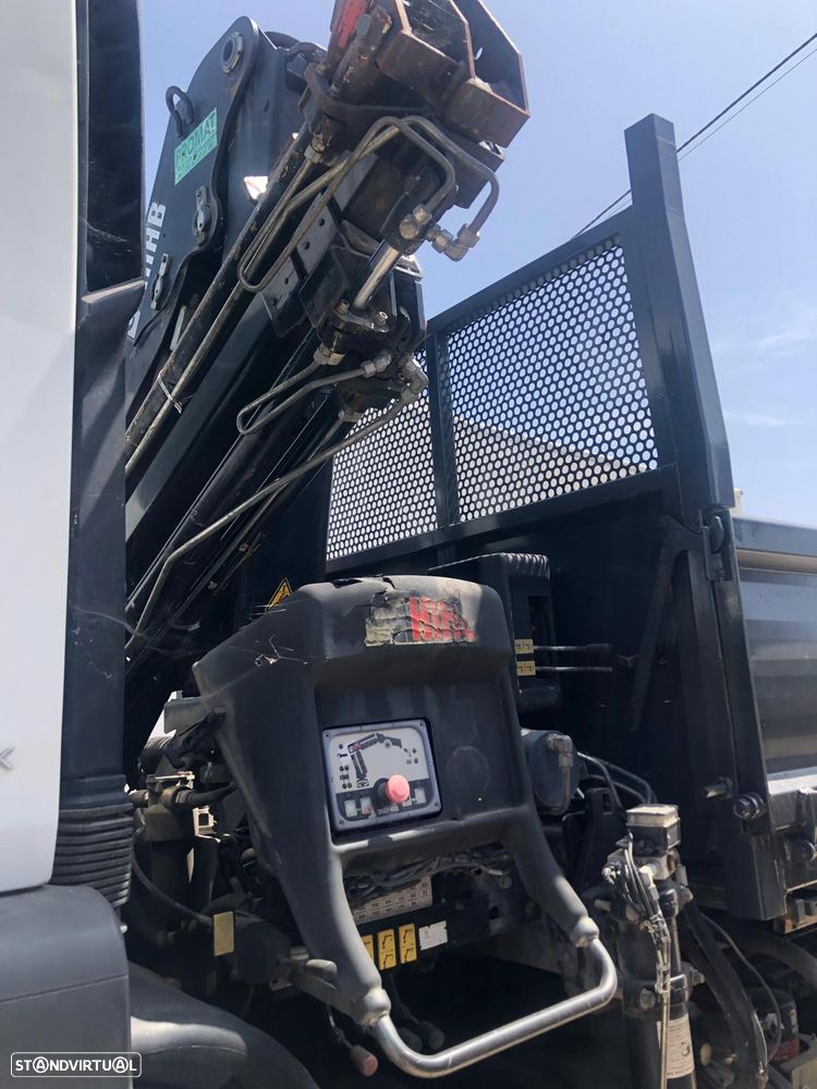 Renault Kerax C/ Grua Hiab C/ Comando - 3