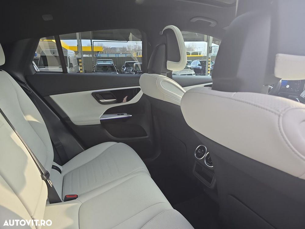 Mercedes-Benz GLC - 14