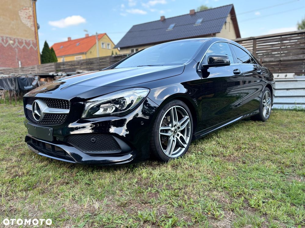 Mercedes-Benz CLA 200 d 7G-DCT AMG Line - 1