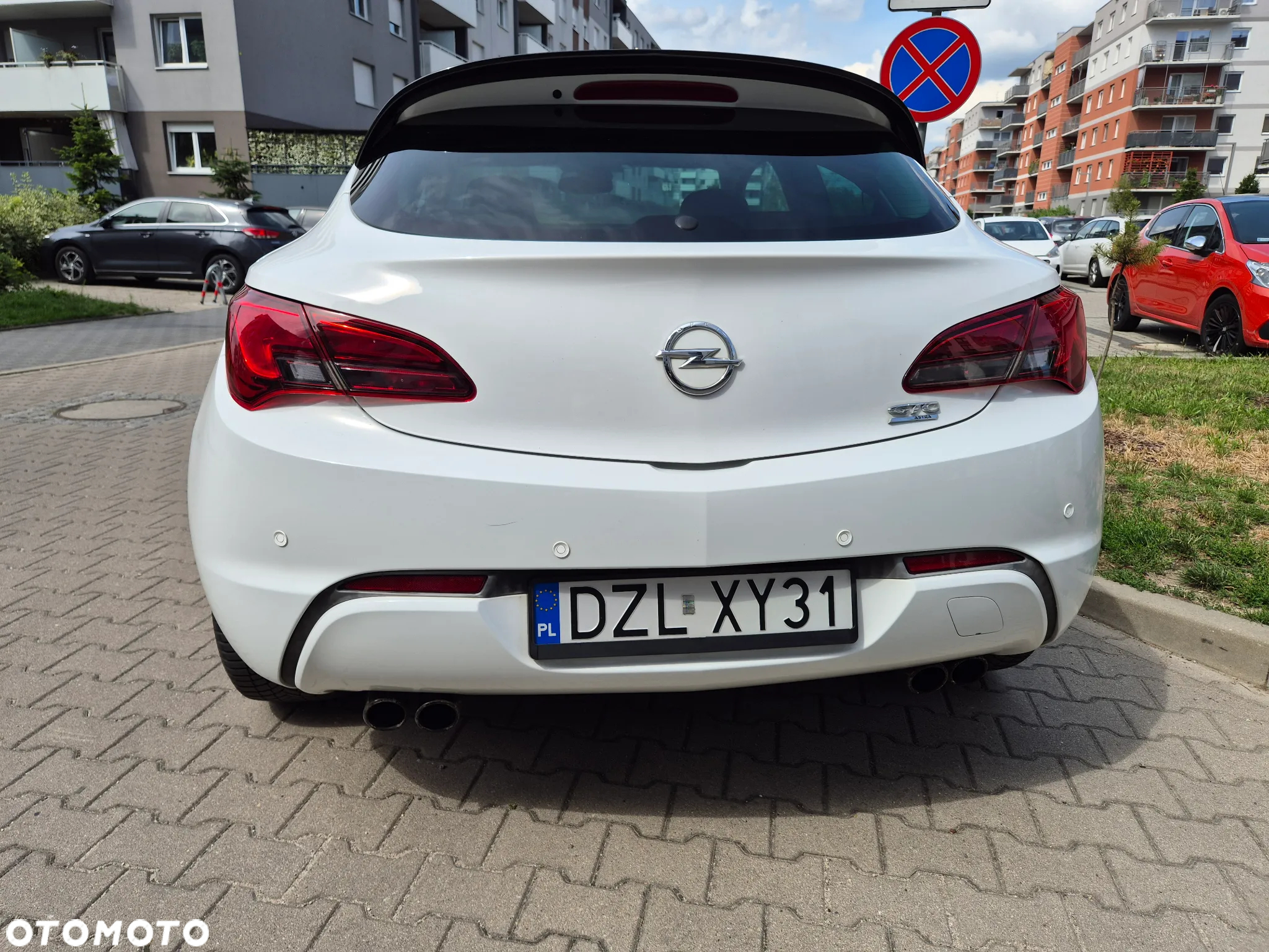 Opel Astra IV GTC 1.4 T Sport - 7