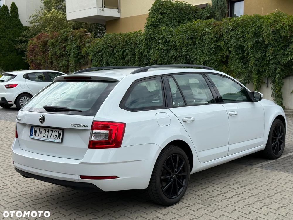 Skoda Octavia 1.6 TDI Ambition - 4