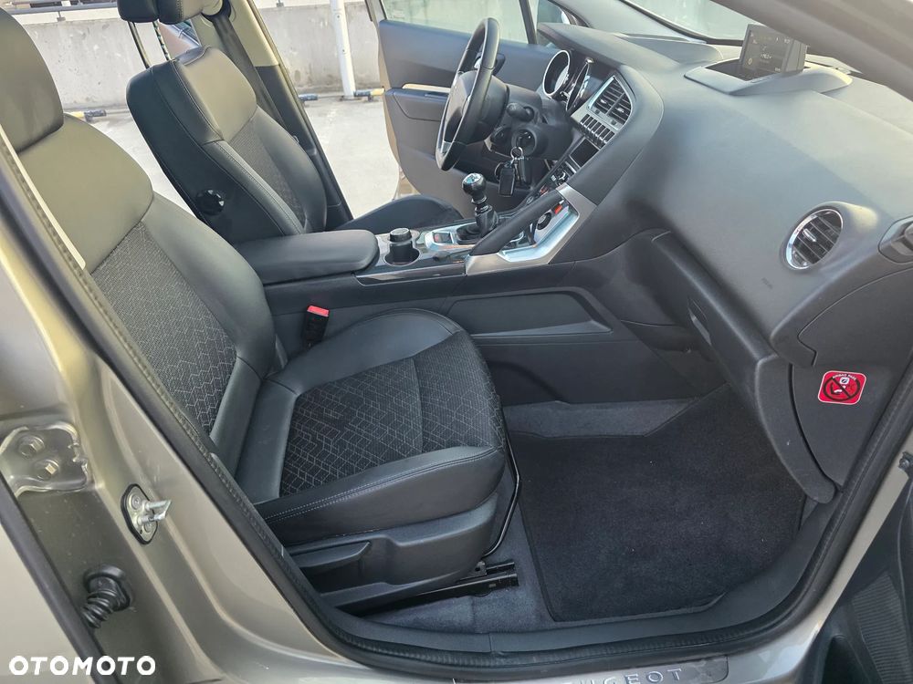Peugeot 3008 HDi FAP 150 Allure - 19