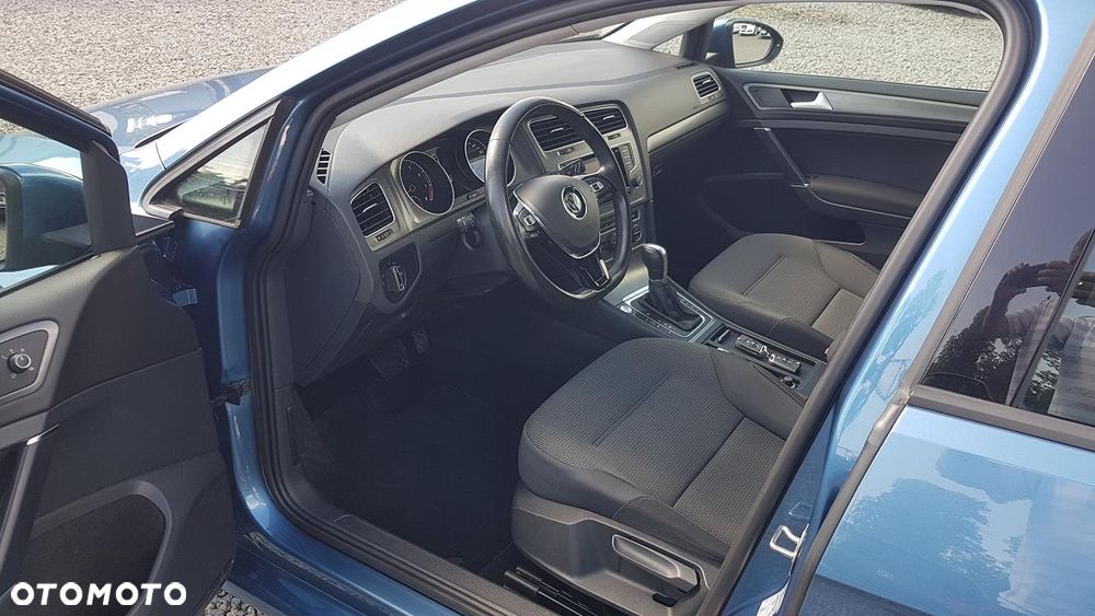 Volkswagen Golf 1.4 TSI BlueMotion Technology DSG Comfortline - 21