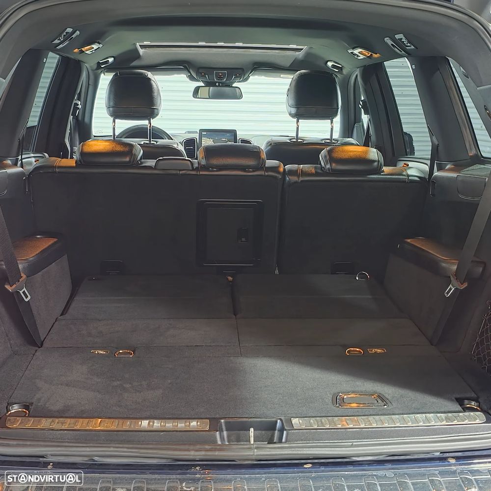 Mercedes-Benz GLS 350 d 4-Matic - 9