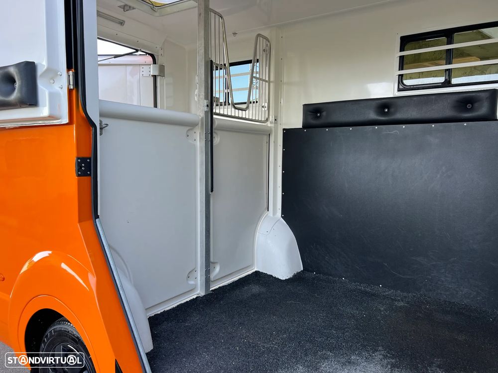 Renault MASTER 2.3 BlueDci 170 cv Esp. Cavalos de Desporto Barbot - 27