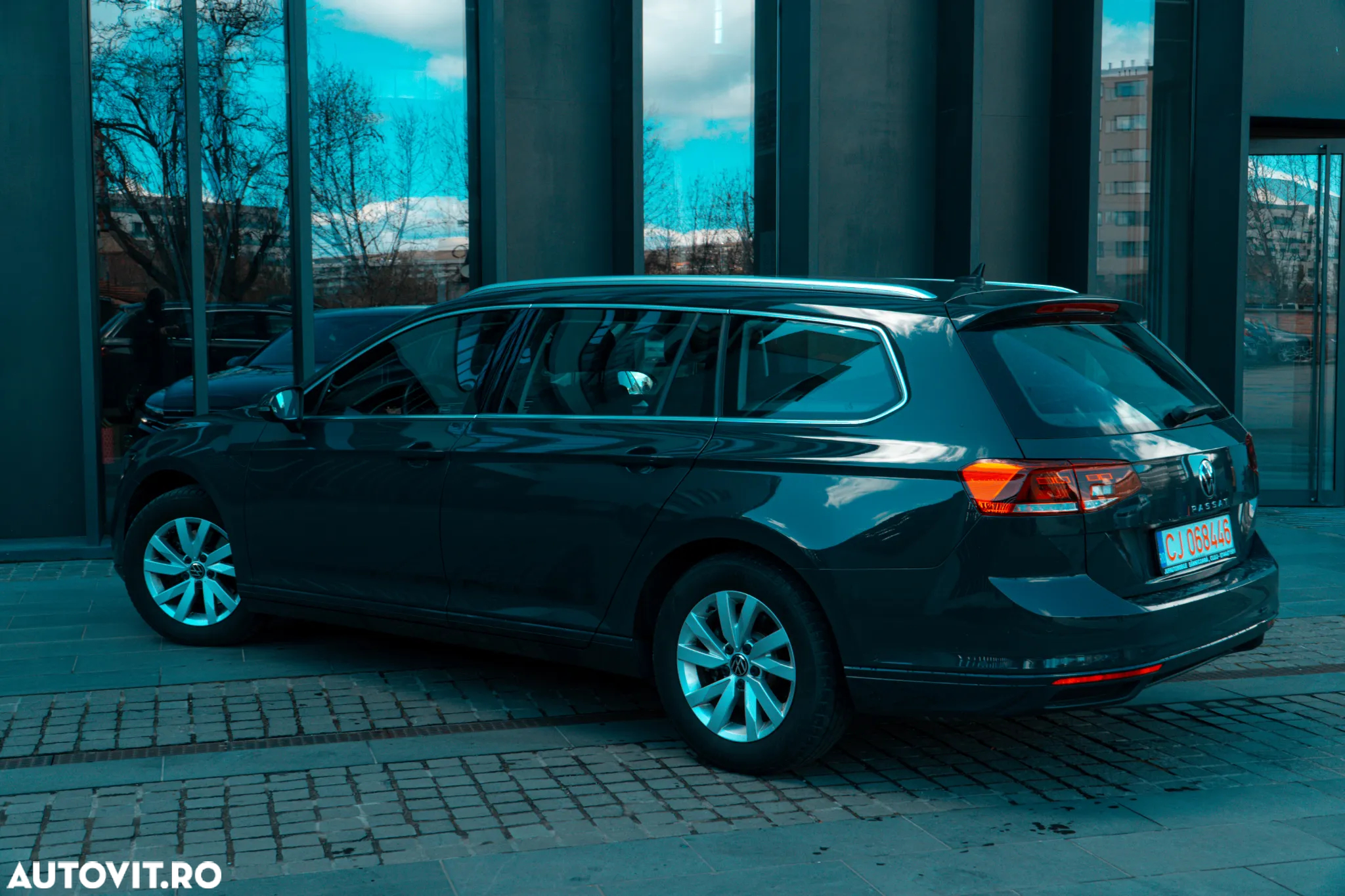 Volkswagen Passat Variant 1.5 TSI ACT OPF DSG Comfortline - 3