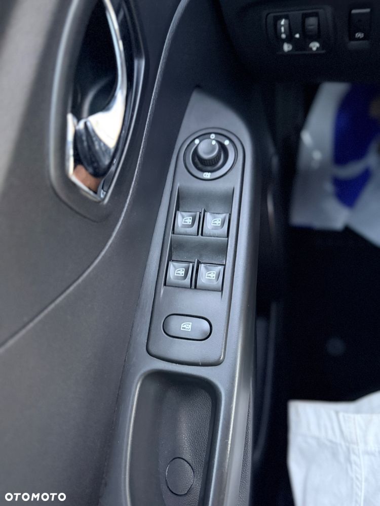 Renault Captur ENERGY TCe 90 Start&Stop XMOD - 32