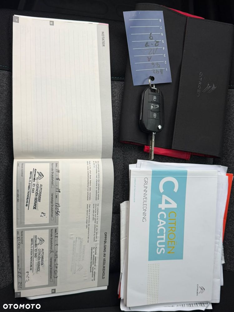 Citroën C4 Cactus 1.2 PureTech Shine S&S EAT6 - 34