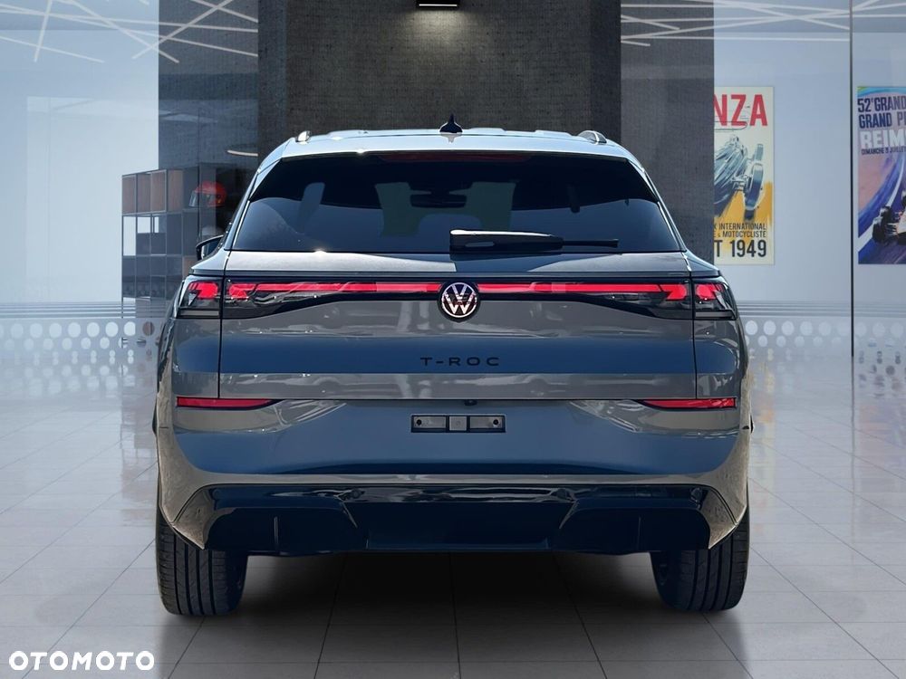Volkswagen T-Roc 1.5 eTSI R-Line DSG - 12