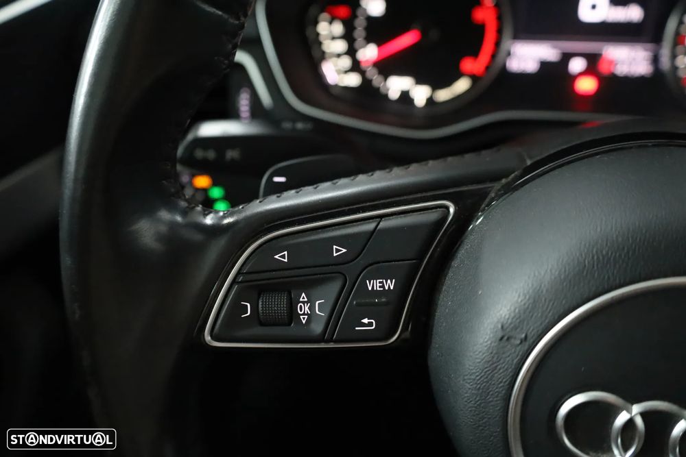 Audi A4 2.0 TDI S-line S tronic - 9