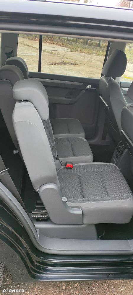 Volkswagen Touran 1.6 TDI DPF Trendline - 22