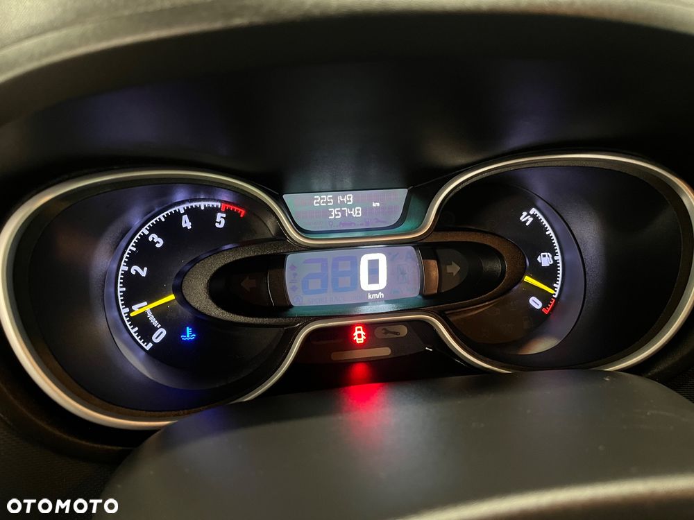 Opel Vivaro - 12