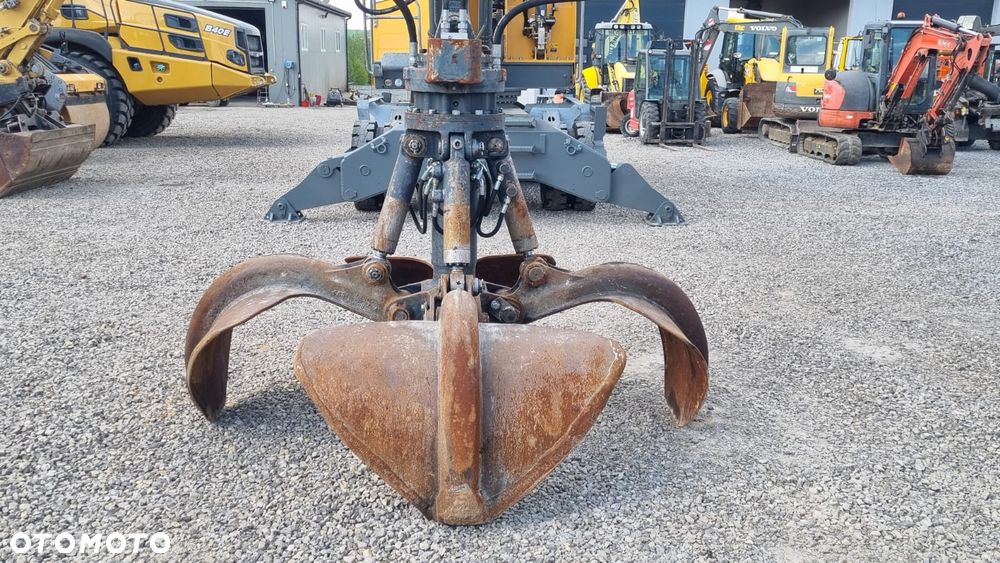 Liebherr LH 26M Litronic/ Maszyna sprowadzona - 11
