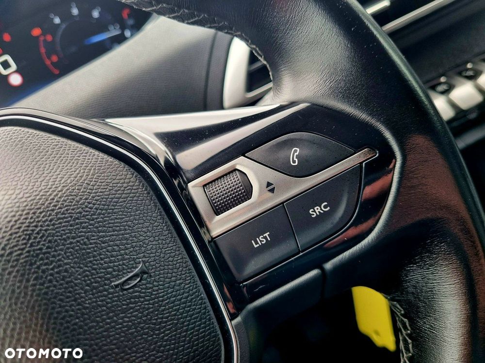 Peugeot 5008 BlueHDi 130 Allure - 17