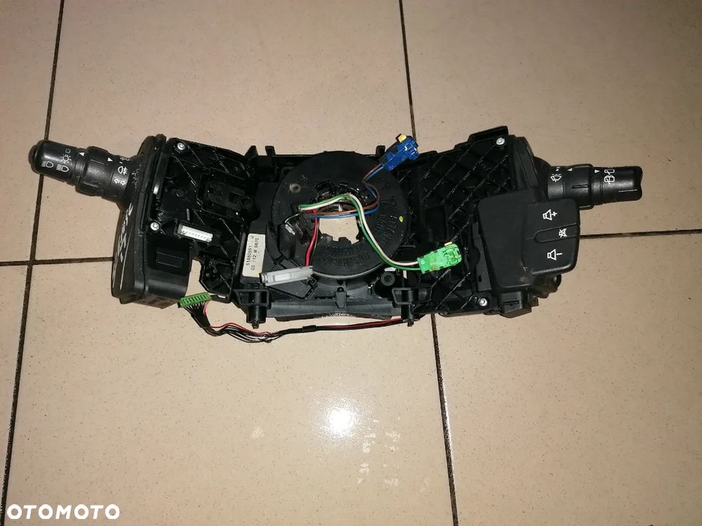 PRZELACZNIK ZESPOLONY SCENIC II 8200127727 - 1