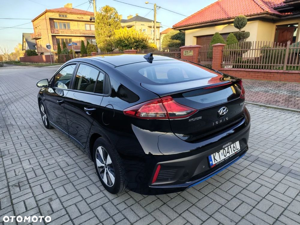 Hyundai IONIQ - 5