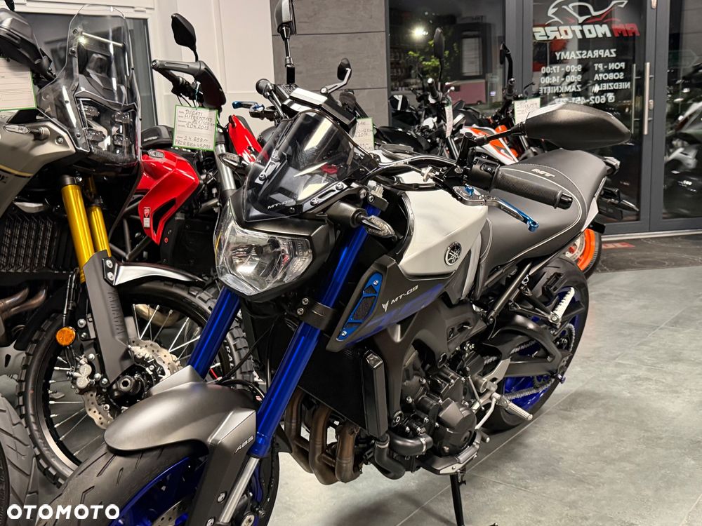 Yamaha MT - 40