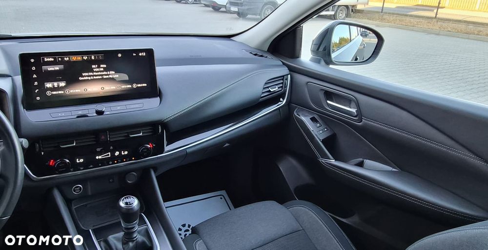 Nissan Qashqai 1.3 DIG-T MHEV N-Connecta - 27