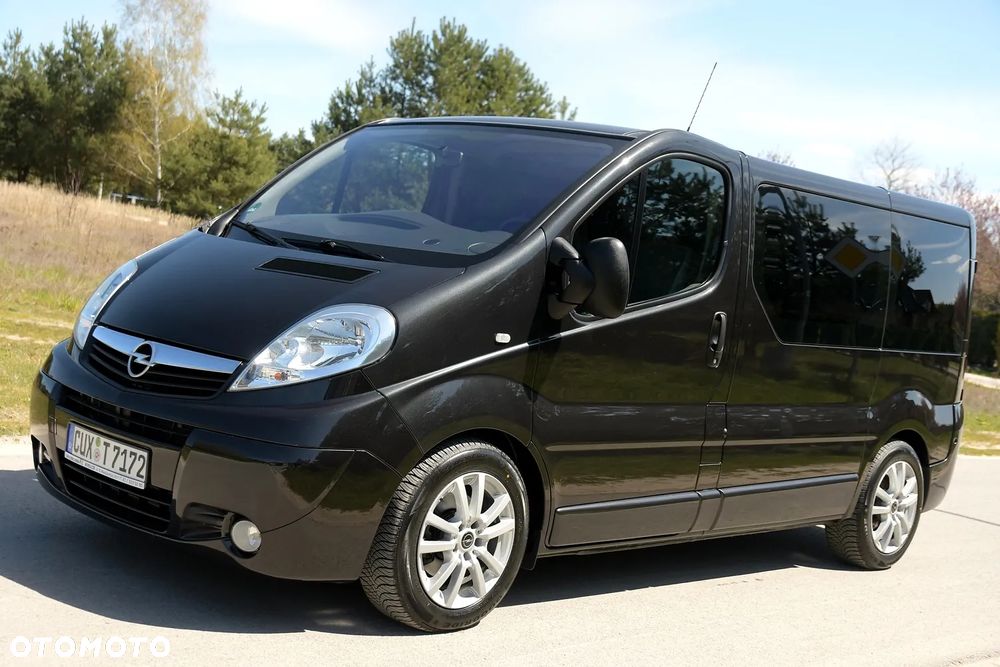 Opel Vivaro - 1
