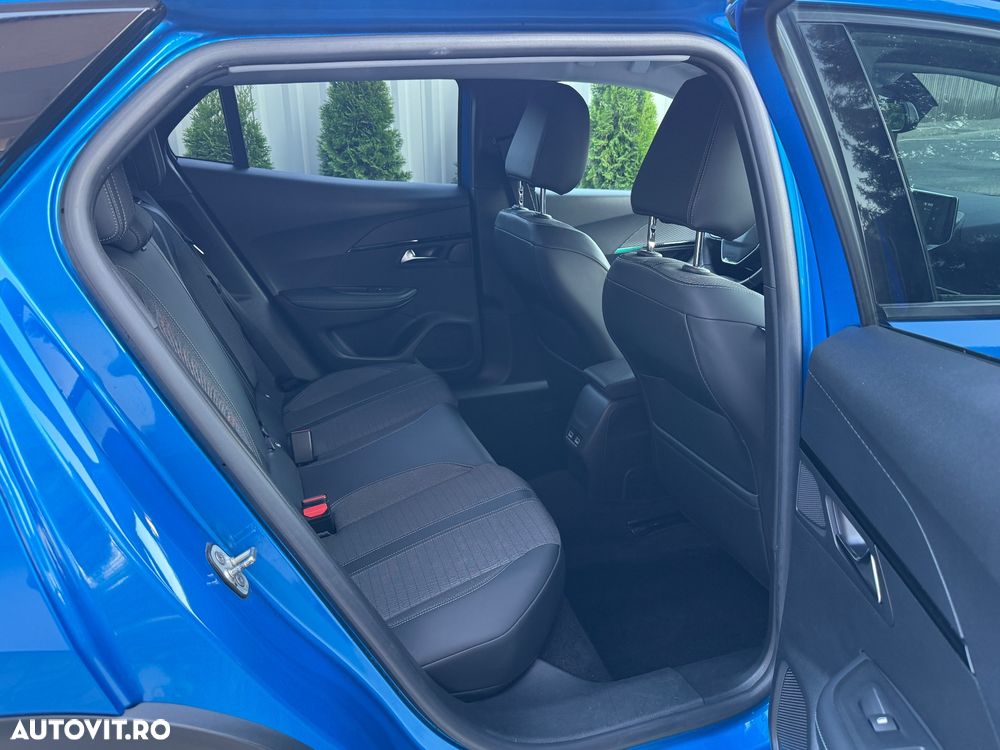 Peugeot 2008 1.5 BlueHDI EAT8 STT Allure Pack - 29