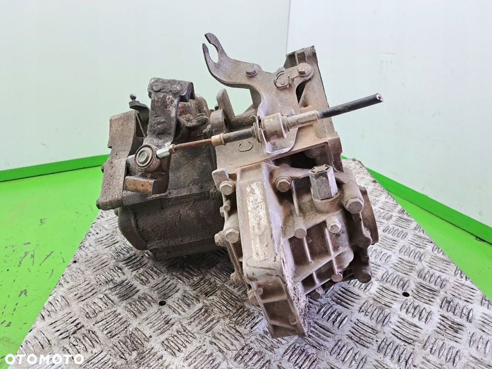 Skrzynia biegów Manualna Fiat Panda II 1,1 8v 03-13 R 51724724 55198599 - 5