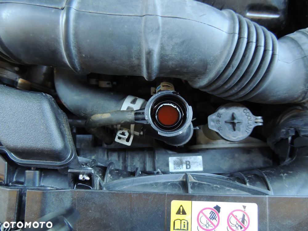Toyota Yaris Hybrid 1.5 Comfort - 28