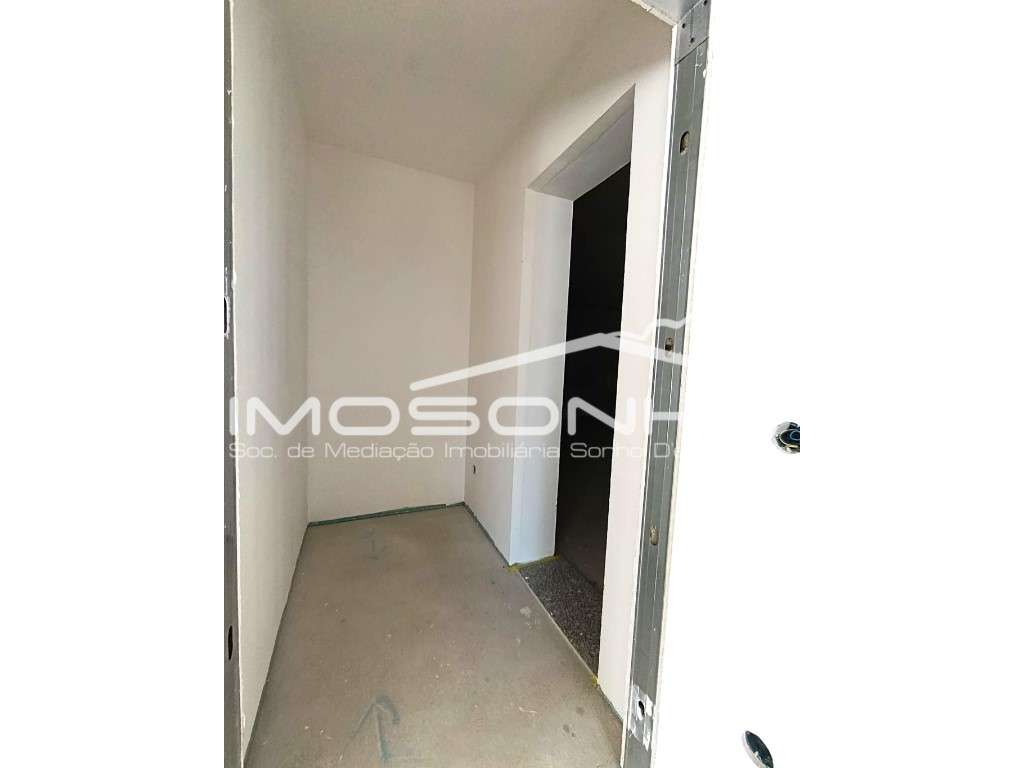 Moradia T3 de linhas modernas - Grande imagem: 5/19